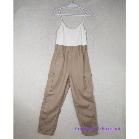 New! EXPRESS‎ Belted Linen-Blend Utility Jumpsuit, size M - Picture 4 of 16